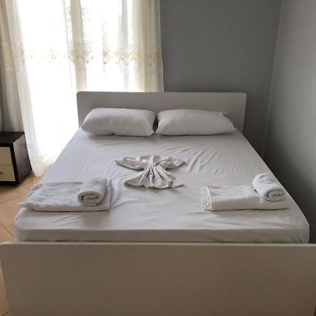 Vila Olti Vlorë 外观 照片