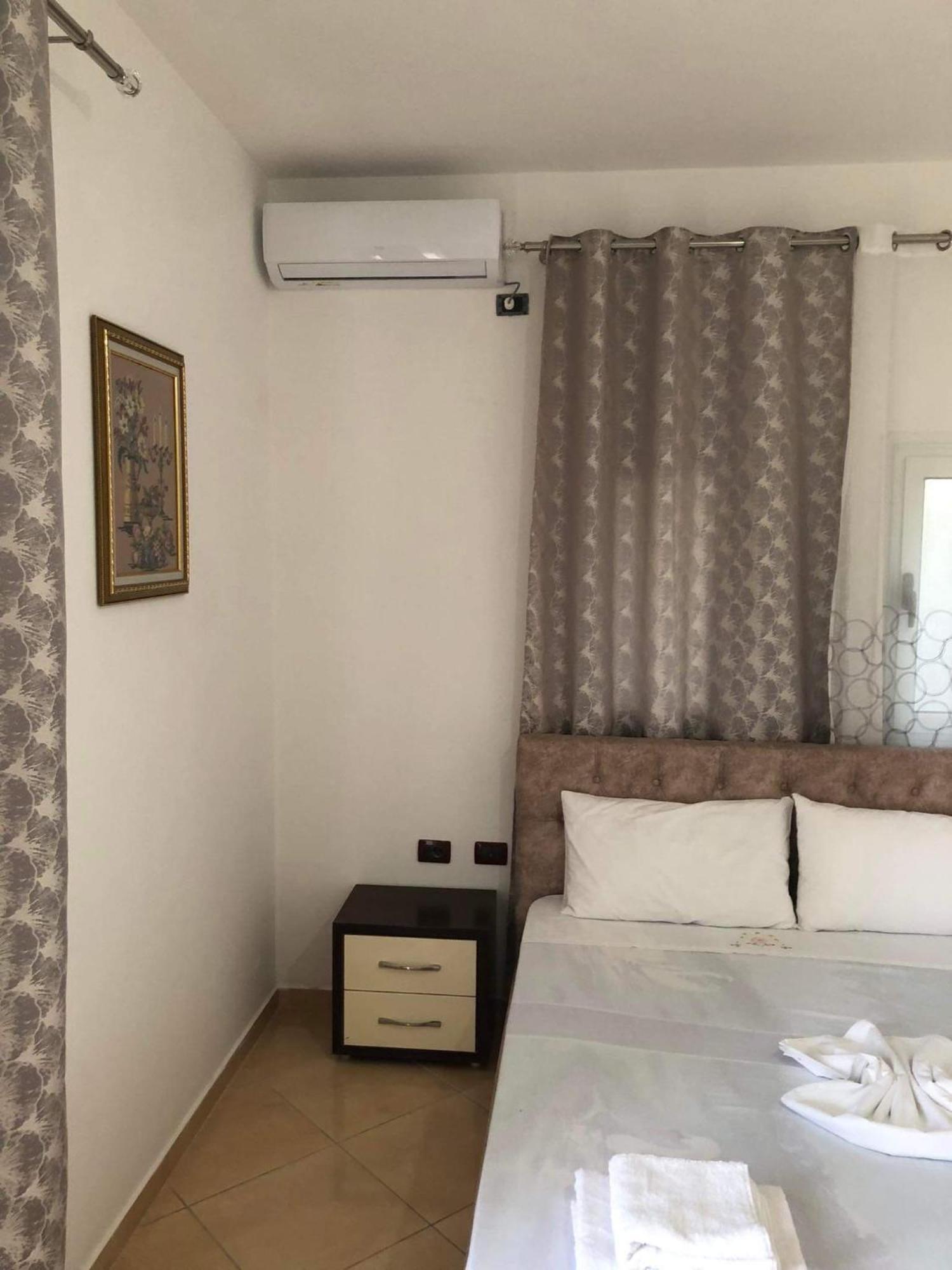 Vila Olti Vlorë 外观 照片